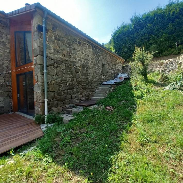 Gîte pour 2 personnes, avec jardin, animaux acceptés dans Parc Naturel Régional du Pilat - 2