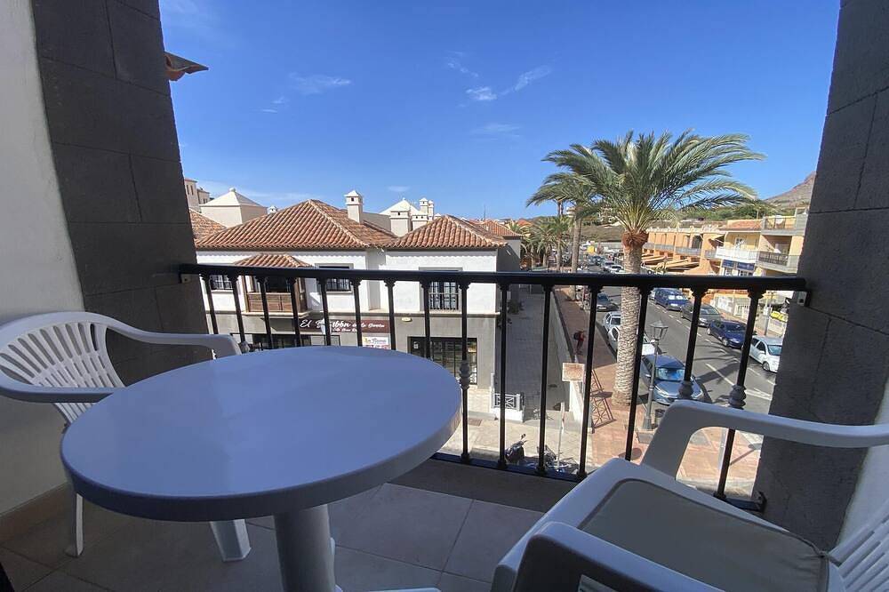 Entire apartment, Apt. Brisa Marina - One Bedroom Apartment, Sleeps 2 in La Playa (Canary Islands), Valle Gran Rey