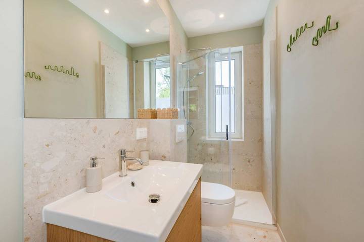 Ganze Wohnung, Moderne Ferienwohnung nahe Strand & Meer in Drei Kaiserbäder, Heringsdorf