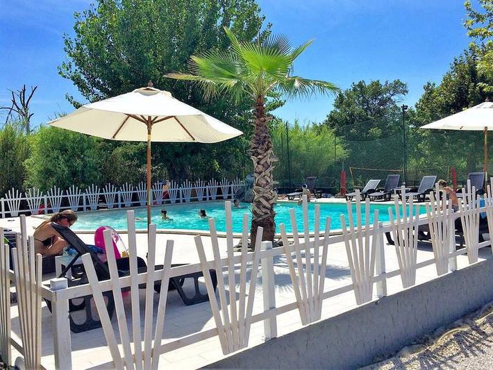 Camping für 2 Personen, mit Pool - 1