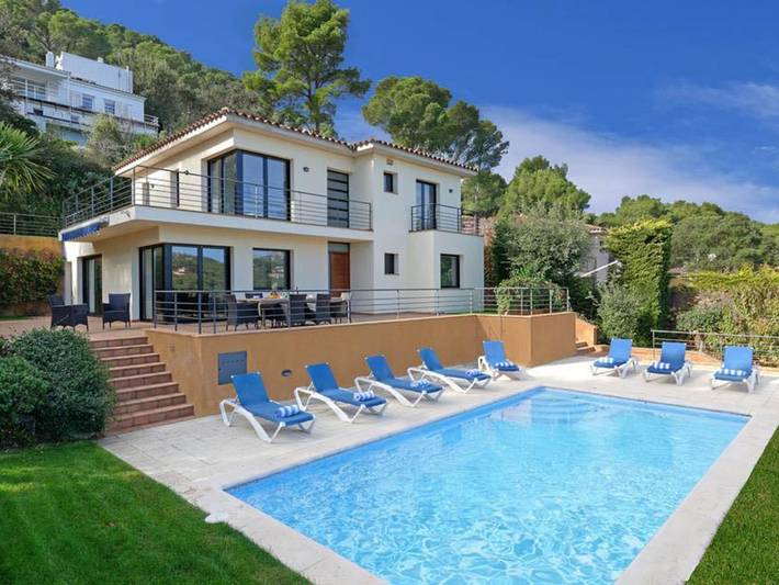 Villa pour 8 personnes, avec piscine ainsi que jardin et terrasse à Tamariu - 2