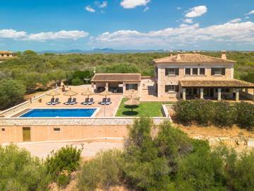 Holiday home in Ses Salines, South Majorca für 8 