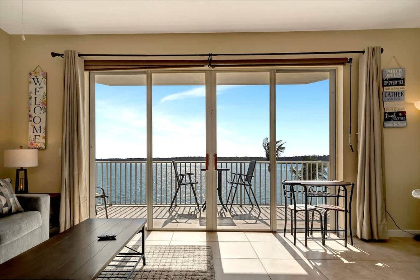 Apartamento entero, Sunlit Bayview Suite Balcony Pool   Hot Tub  in Seminole, Pinellas County