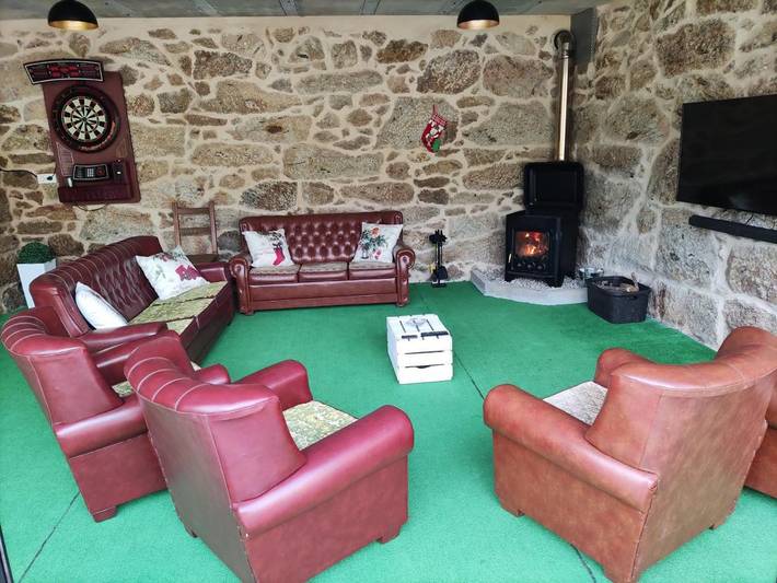 Location de vacances pour 14 personnes, avec terrasse ainsi que piscine et vue à A Cañiza - 2