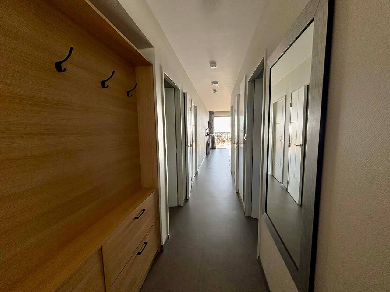 Appartement entier, Appartement 2-6 pers, 2 ch, balcon, piscine, accès plage, parking in La Tranche-sur-Mer, Vendée