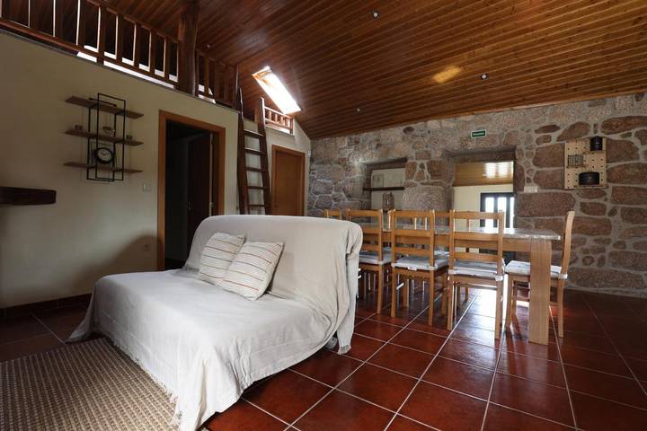 Location de vacances pour 6 personnes, avec jardin à Cabril - 3