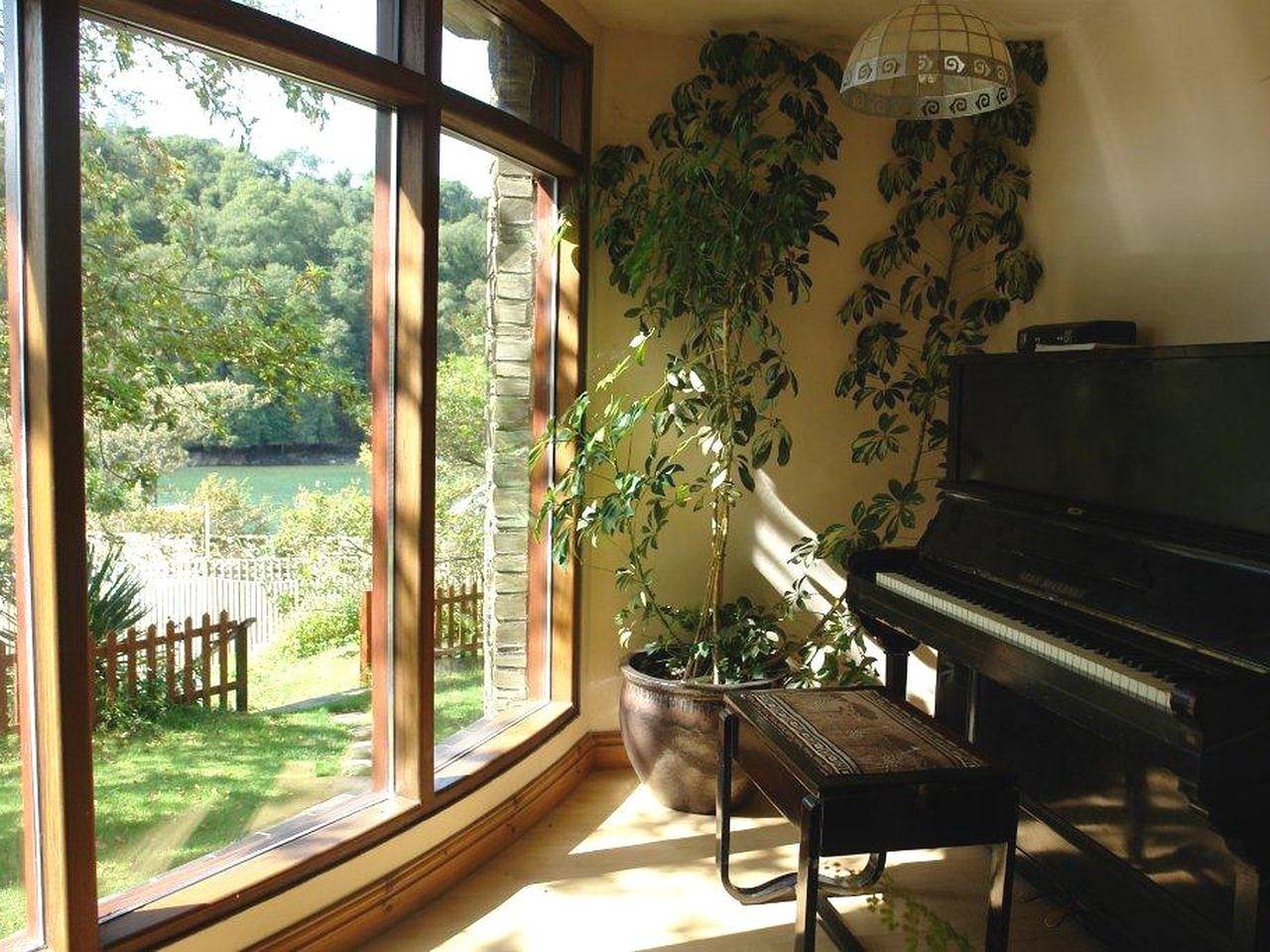 Galanda Treetops in Newton and Noss, South Devon