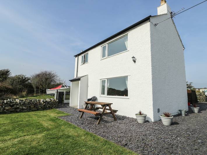 Holiday rental for 5 people, with Garden in Rhoscolyn