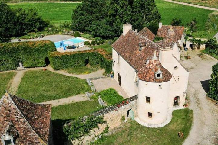 Location de vacances pour 8 personnes, avec piscine et jardin à Mauvières - 3