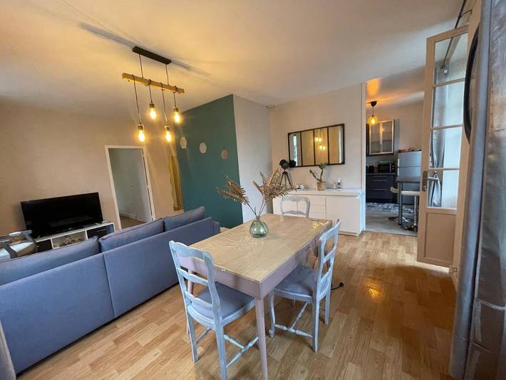 Gîte pour 6 personnes, avec balcon, animaux acceptés à Saint-Bris-le-Vineux