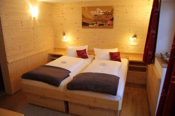 Ferienwohnung für 4 Personen, mit Garten und Ausblick, kinderfreundlich in Prägraten am Großvenediger