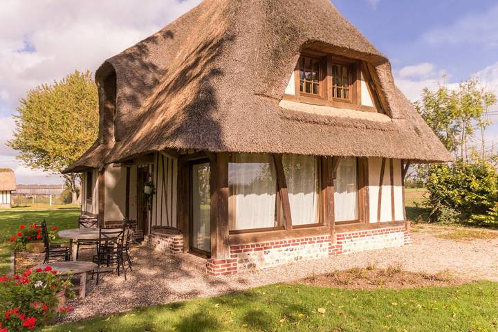 Gîte pour 5 personnes, avec jardin et terrasse dans l' Eure