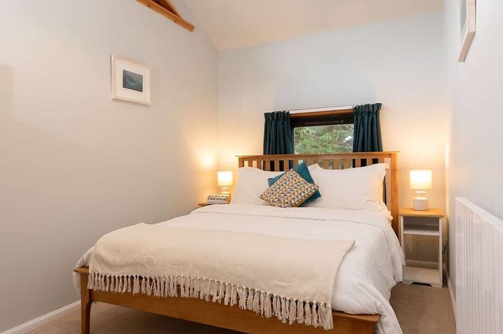 Suidhe Garden Cottage -  a cottage that sleeps 6 guests  in 3 bedrooms in Highlands