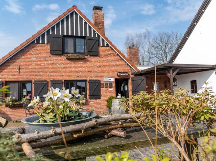 Landhotel Zum Alten Krug - Komfort Appartement, 55 qm, max. 4 Personen in Wangerland, Südliche Nordseeküste