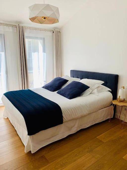 Villa pour 10 personnes, avec terrasse ainsi que vue et jardin, animaux acceptés à Bordeaux - 3