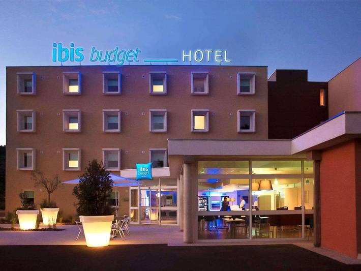 Hôtel pour 2 personnes, avec Terrasse et Vue à Le Pouzin - 2