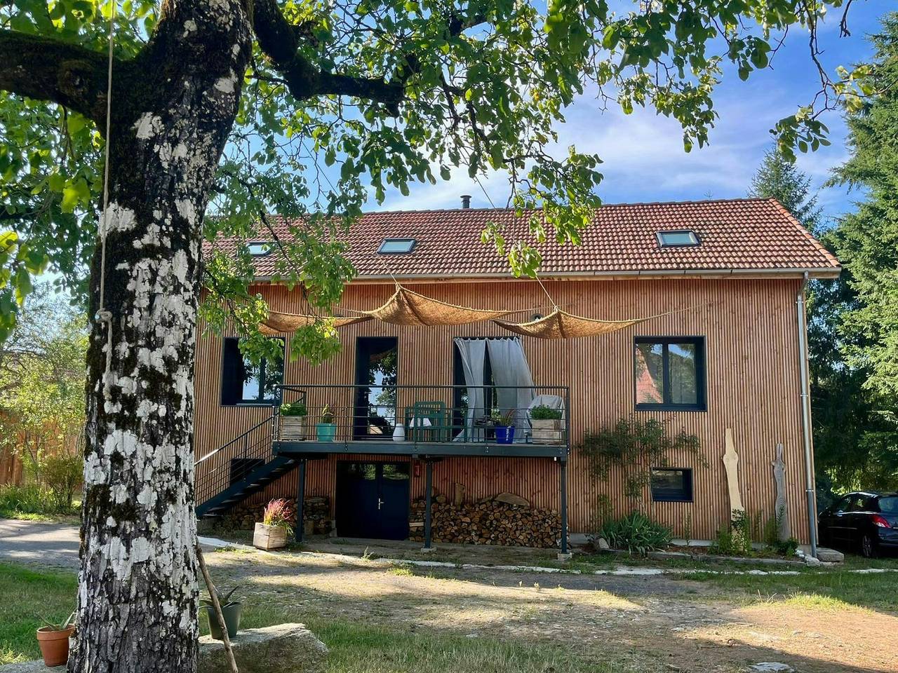 Maison authentique et paisible au cœur du Cantal in Parlan, Région d'Aurillac