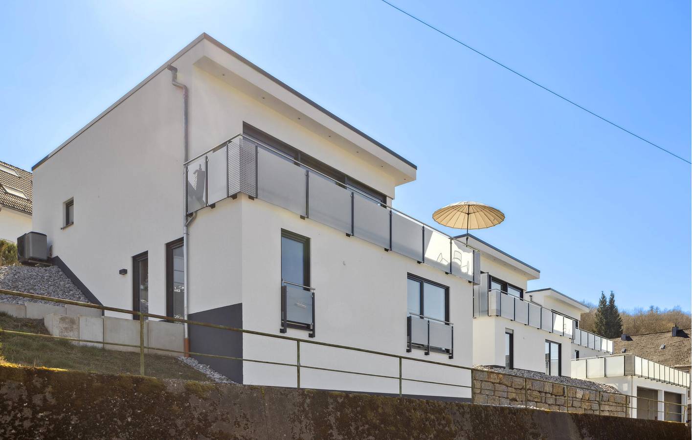 Gemütliche Stadtwohnung mit Parkplatz und Terrasse in Kirchen (Sieg), Altenkirchen & Umgebung