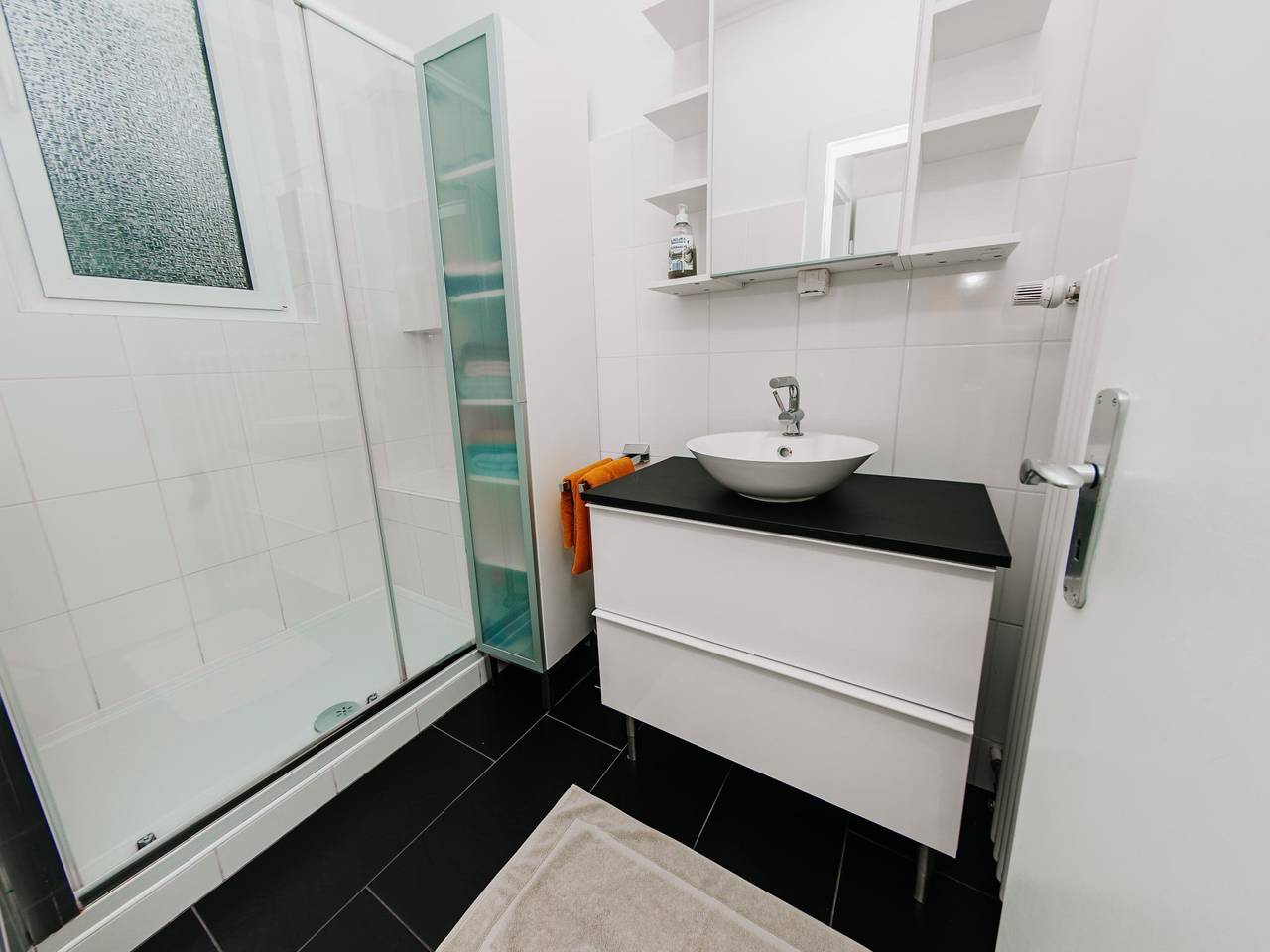 Geheel appartement, Vakantiehuisje nabij Bad Pyrmont in Bad Pyrmont, Weserbergland