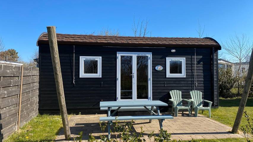 Ferienhaus für 4 Personen, mit Balkon/Terrasse und Terrasse sowie Garten in Petten - 3