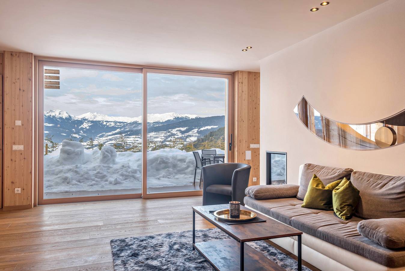 Schöne Ferienwohnung "Aura Chalets Nr 1" mit Bergblick, Wlan & Garten in San Michele (Kastelruth), Kastelruth
