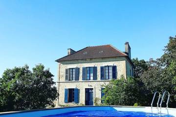 Gîte pour 10 personnes, avec terrasse et jardin dans Percy-en-Auge