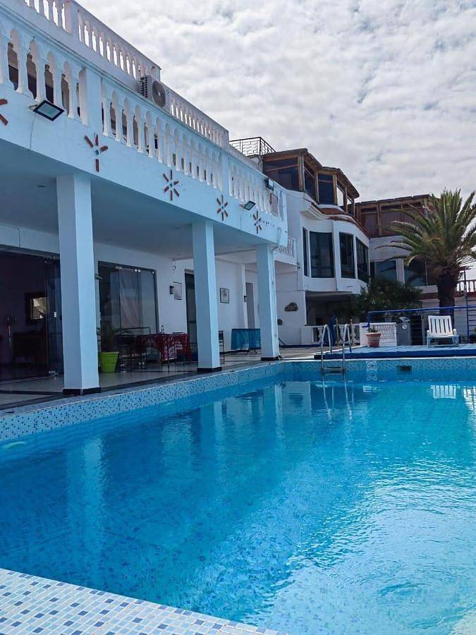 Maison d’hôte pour 2 personnes, avec vue ainsi que jardin et piscine - 1