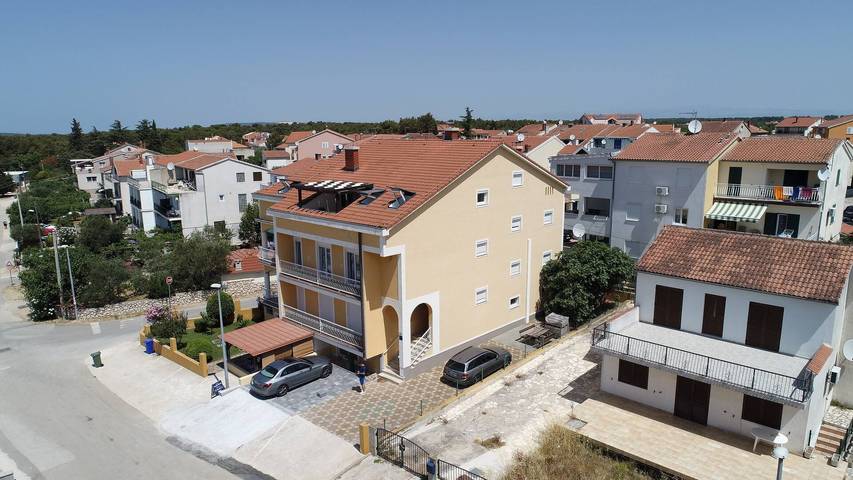 Ganze Wohnung, Komfort-Familienapartment in Biograd na Moru, Zadar