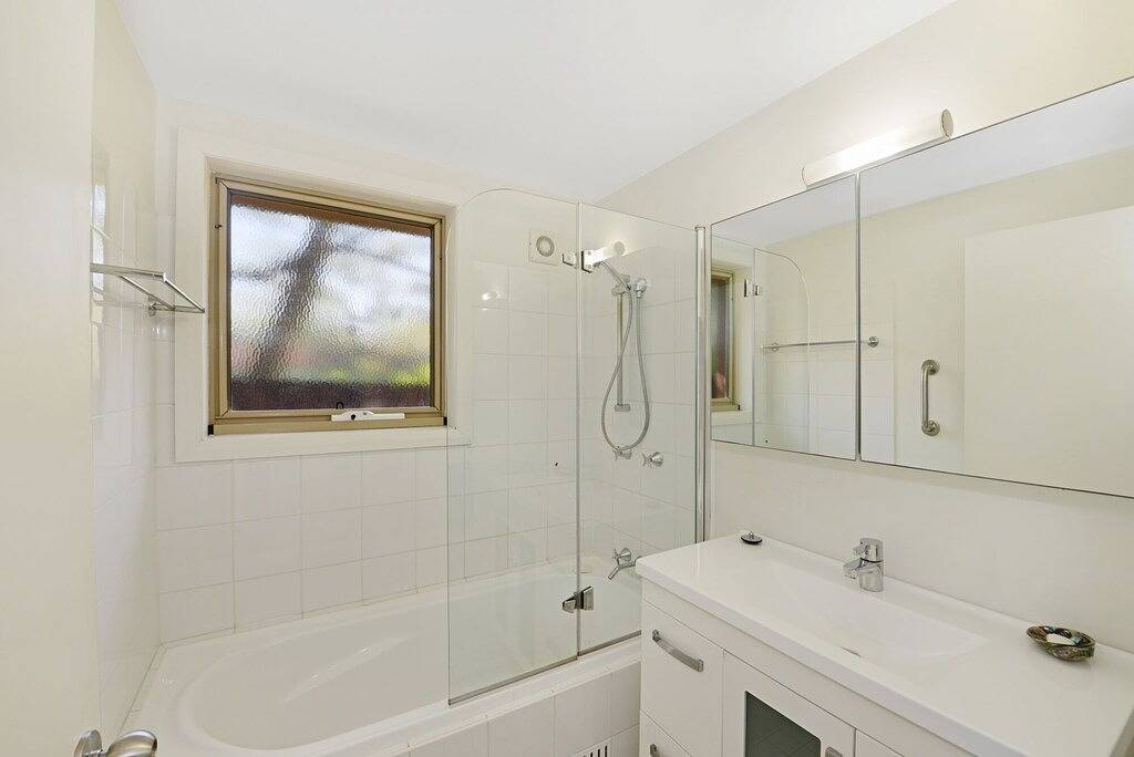 Ganze Wohnung, Entzückende unabhängige Wohnung mit zwei Schlafzimmern im Erdgeschoss in North Avoca, New South Wales