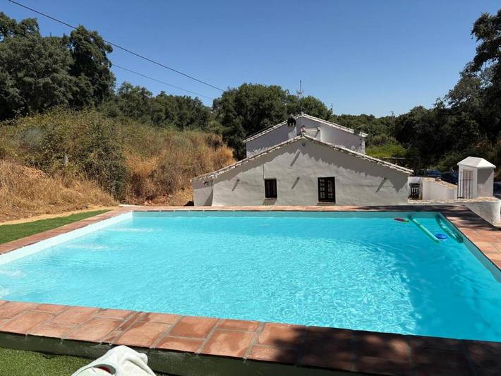 Casa rural para 10 personas, con jardín además de piscina y vistas en Constantina - 3