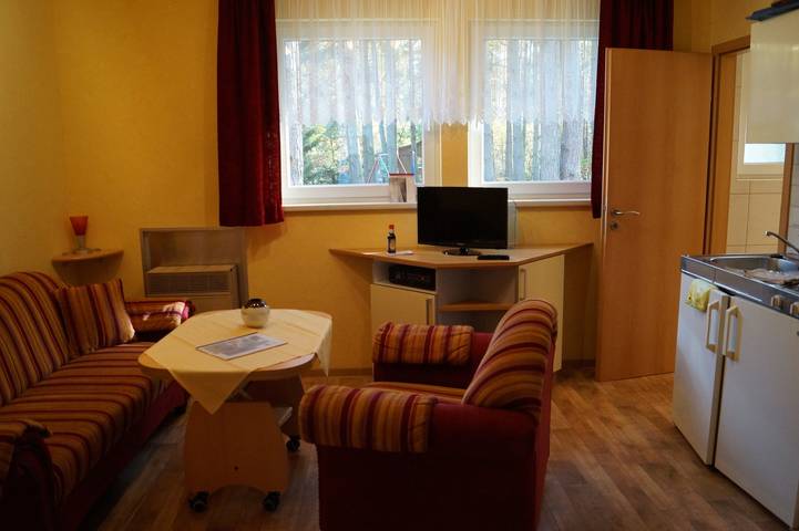 Ferienhaus für 4 Personen, mit Terrasse und Garten in Friedland - 2