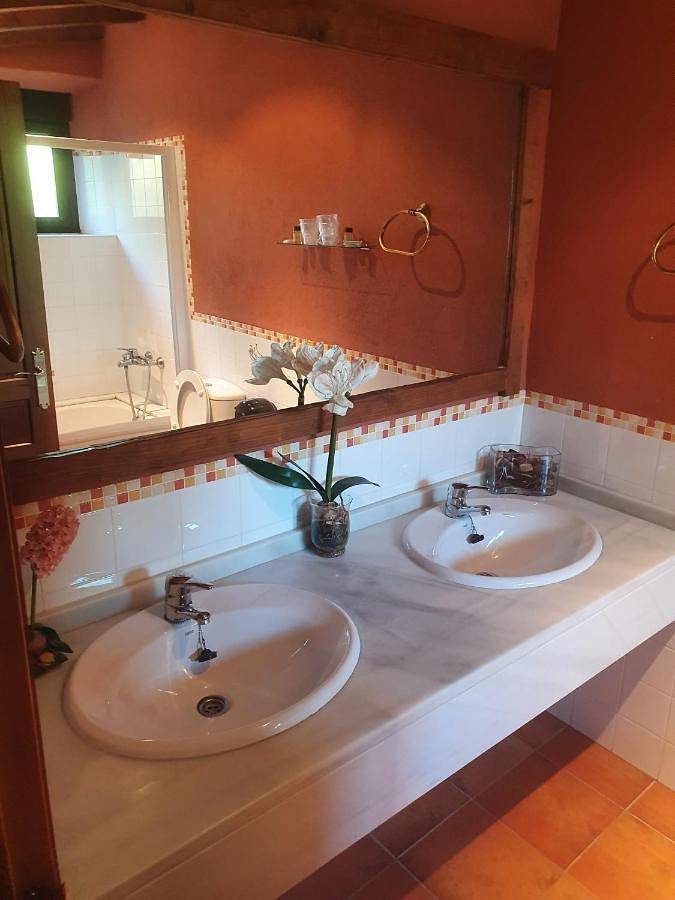Twin Room with Shower in Oropesa, Provincia de Toledo
