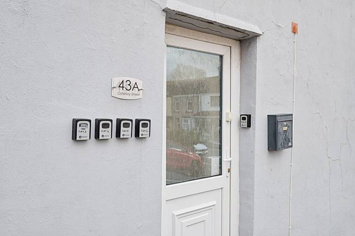 Ganze Wohnung, Private En-Suite Studio with Tv, Fridge & Free Parking in Swansea, Swansea und Umgebung
