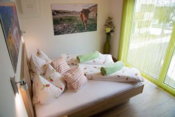 Ferienwohnung für 4 Personen, mit Garten und Balkon in Ehenbichl