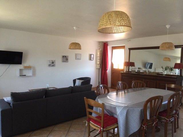 Gîte pour 8 personnes, avec terrasse et jardin à Chémery - 4