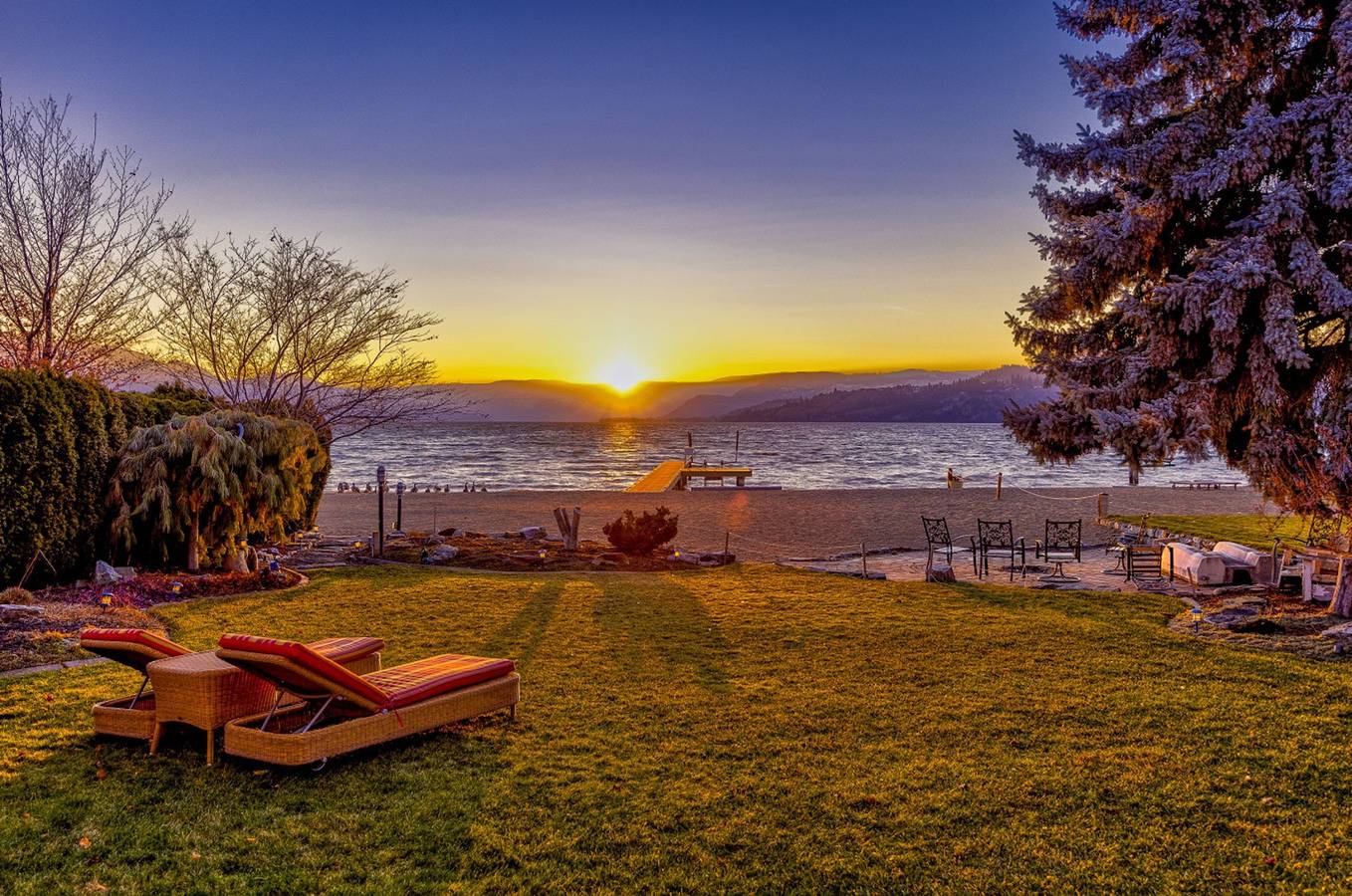 Water's Edge Manor in Kelowna in Kelowna, Regional District of Central Okanagan