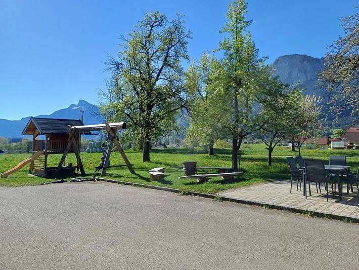 Vakantiehuis voor 4 personen, met Balkon en Uitzicht op het meer aan de Mondsee