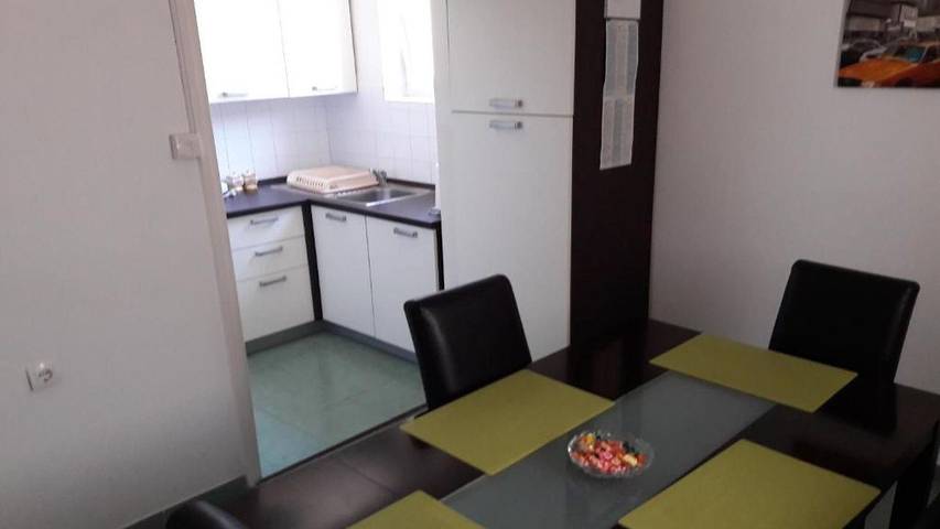 Ferienwohnung für 4 Personen, mit Garten und Terrasse, mit Haustier in Zadar (Kommun)