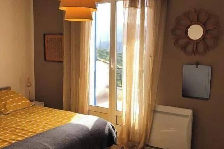 Location de vacances pour 6 personnes, avec piscine à Saint-André-de-la-Roche - 2