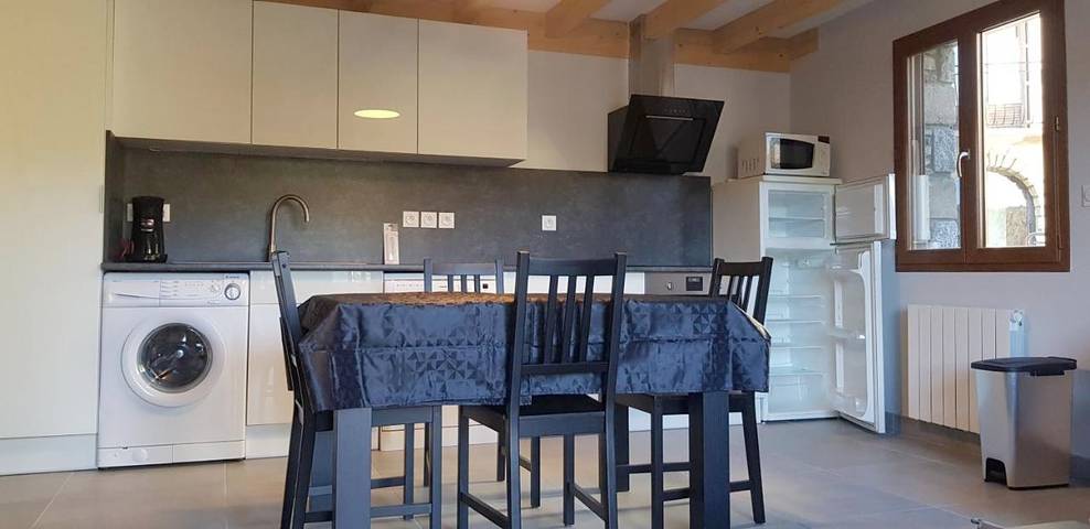 Gîte pour 6 personnes, avec vue à La Llagonne - 2