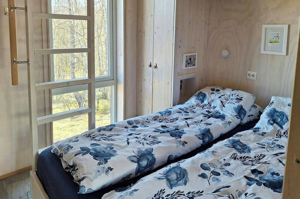 Hütte mit Sauna und Feuerstelle in Gildeskål