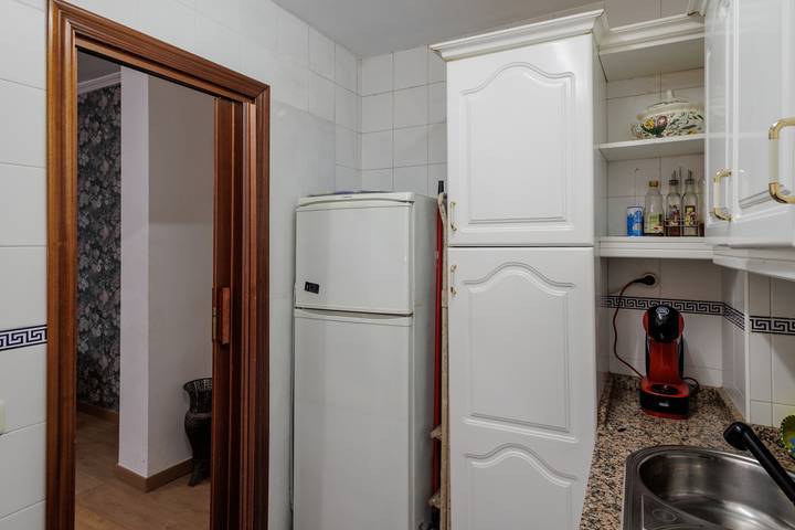 Apartamento entero, Apartamento 'Juderia Center Premium Suites Free Parking' con Balcón, Wi-Fi y Aire Acondicionado in Casco Antiguo, Sevilla