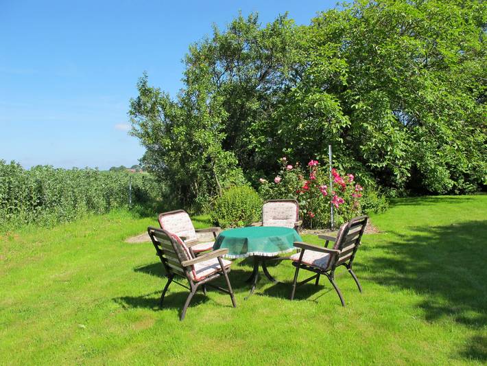 Ferienwohnung für 2 Personen, mit Terrasse und Garten in Wangerland - 4