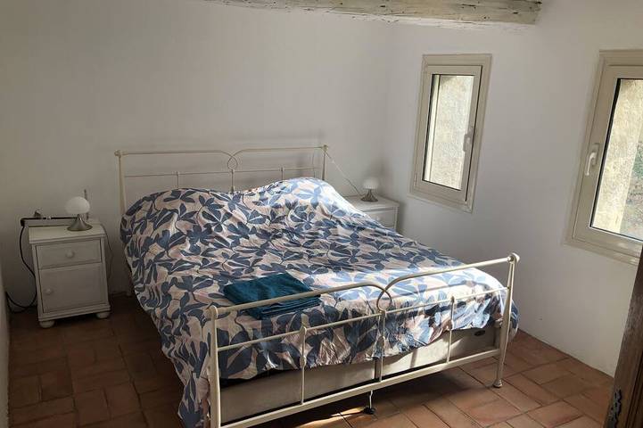 Gîte pour 8 personnes, avec jardin à Figanières - 4