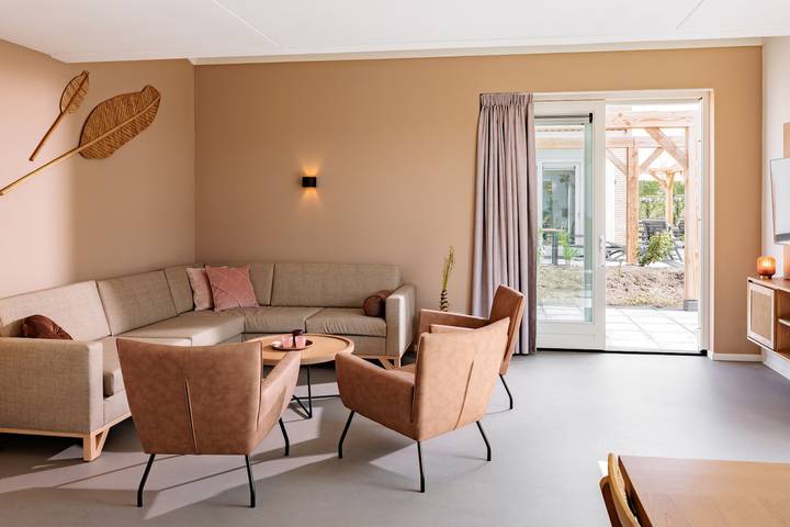 Bungalow für 8 Personen, mit Terrasse und Garten in Noordwijkerhout - 2