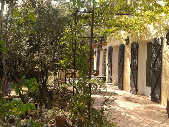 Location de vacances pour 6 personnes, avec jardin à Carcès - 4