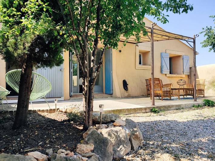 Location de vacances pour 4 personnes, avec Terrasse et Jardin à Argelliers