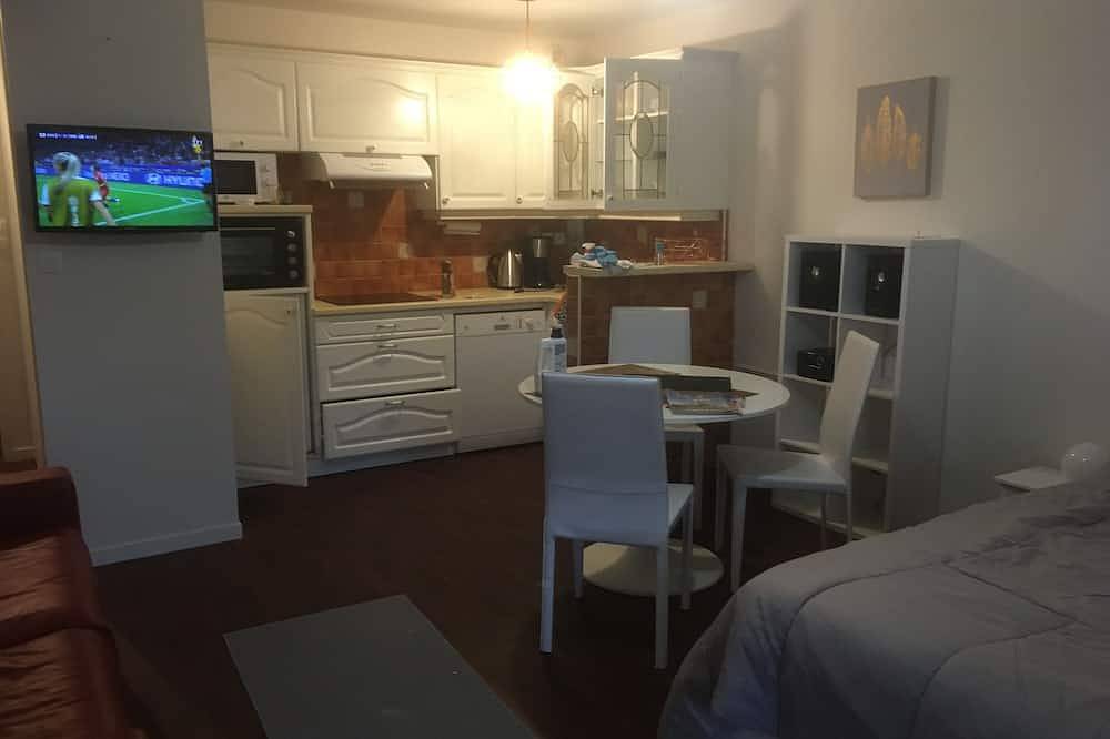 Ganze Wohnung, Studio im Erdgeschoss in Crozon, Châteaulin und Umgebung