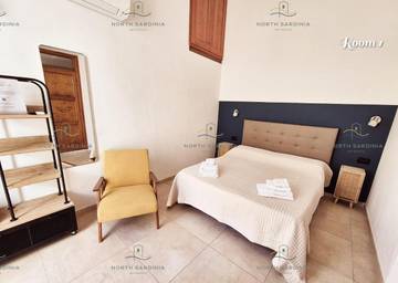 Maison d’hôte pour 2 personnes, avec balcon dans La Maddalena
