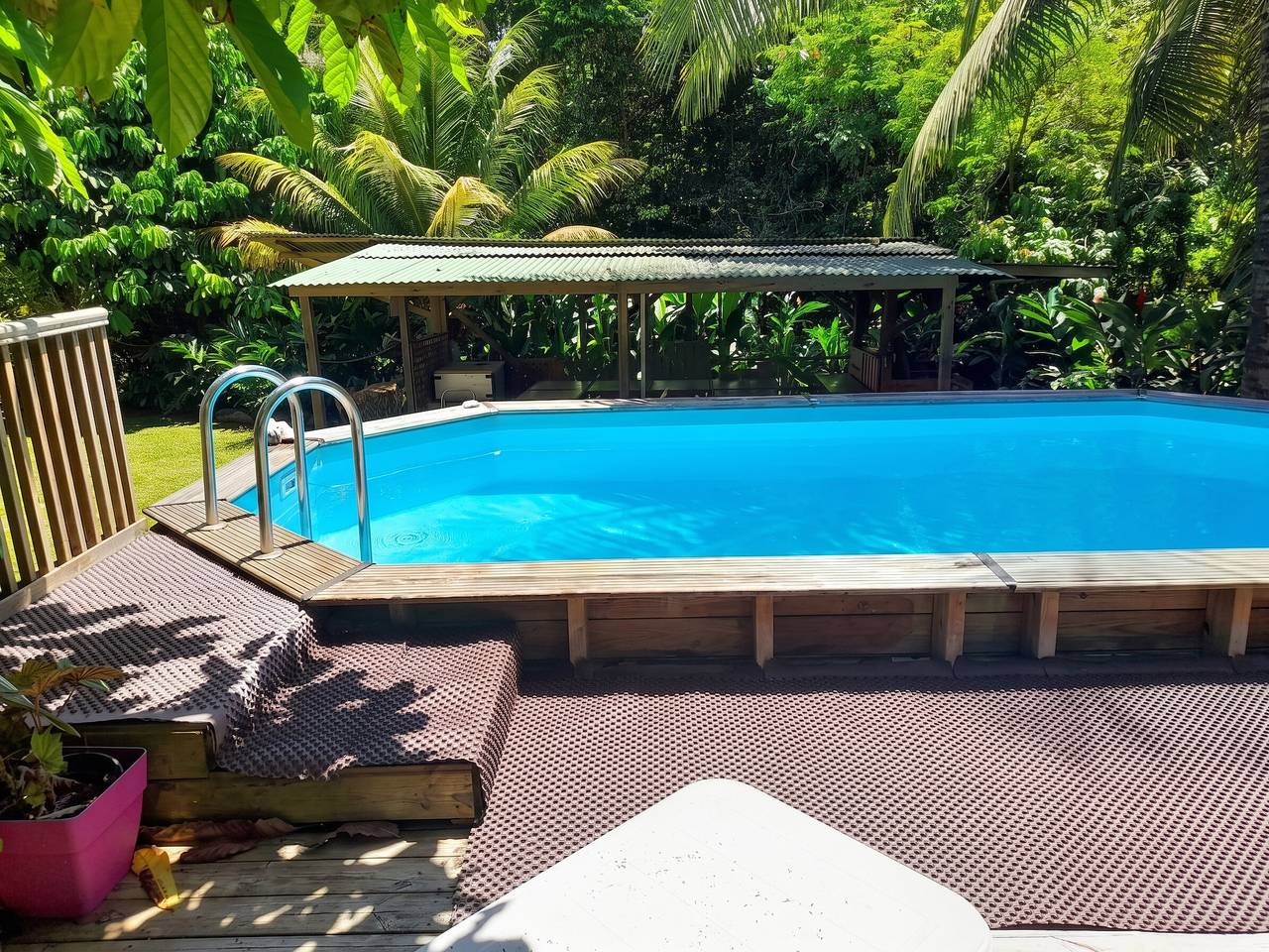 Entire apartment, Spacious Apartment with Pool in Deshaies, 180 m² in Deshaies, Guadeloupe (Caribbean)